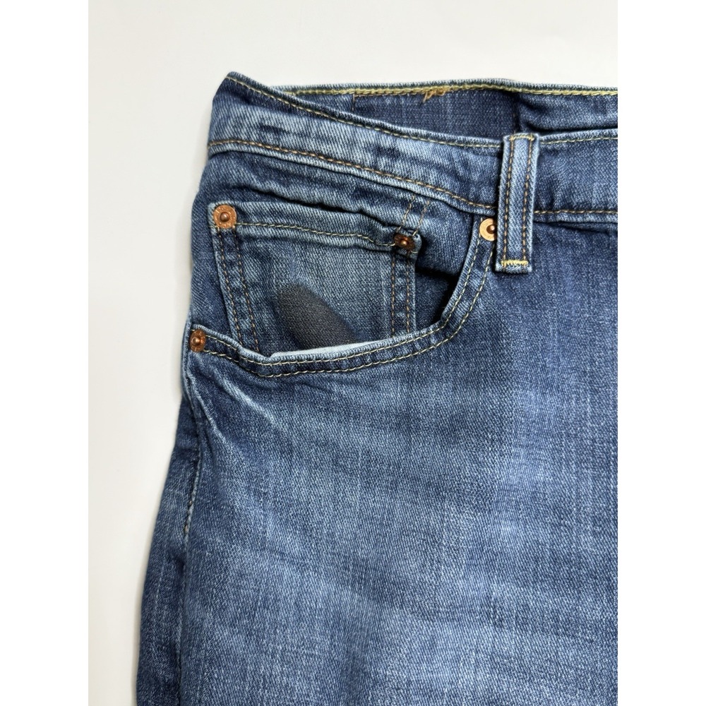 Levi's 505 Mens Size 32x30 Straight Leg Medium Wash Denim Blue Jeans Cotton Flaw - Picture 15 of 16